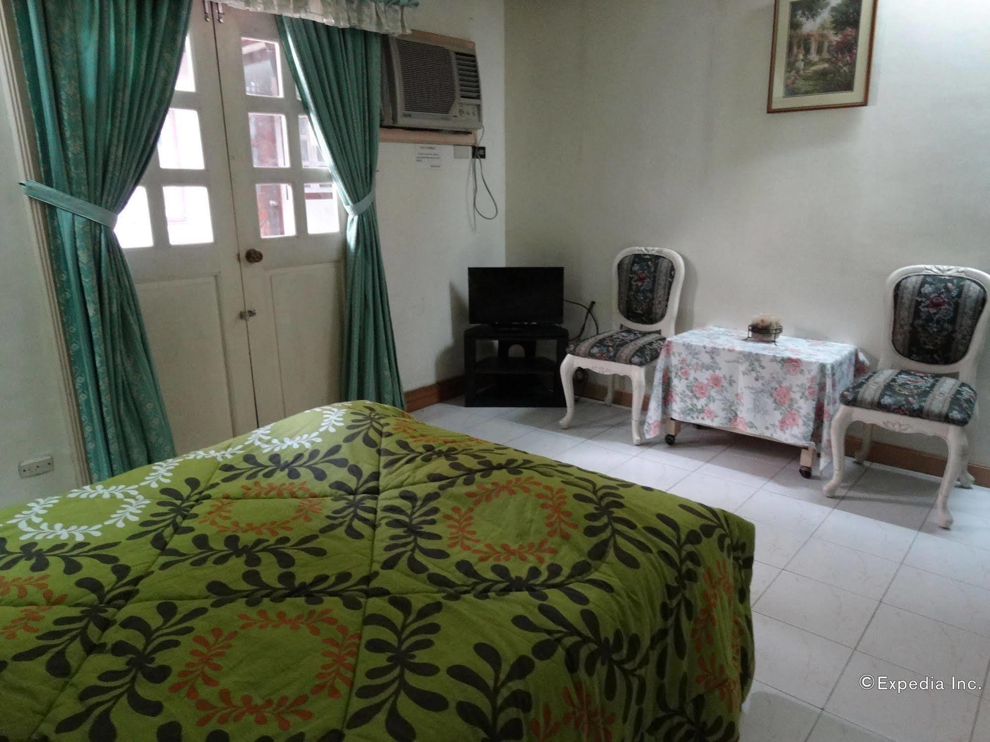 Casa Ruby Pension House Davao Екстер'єр фото