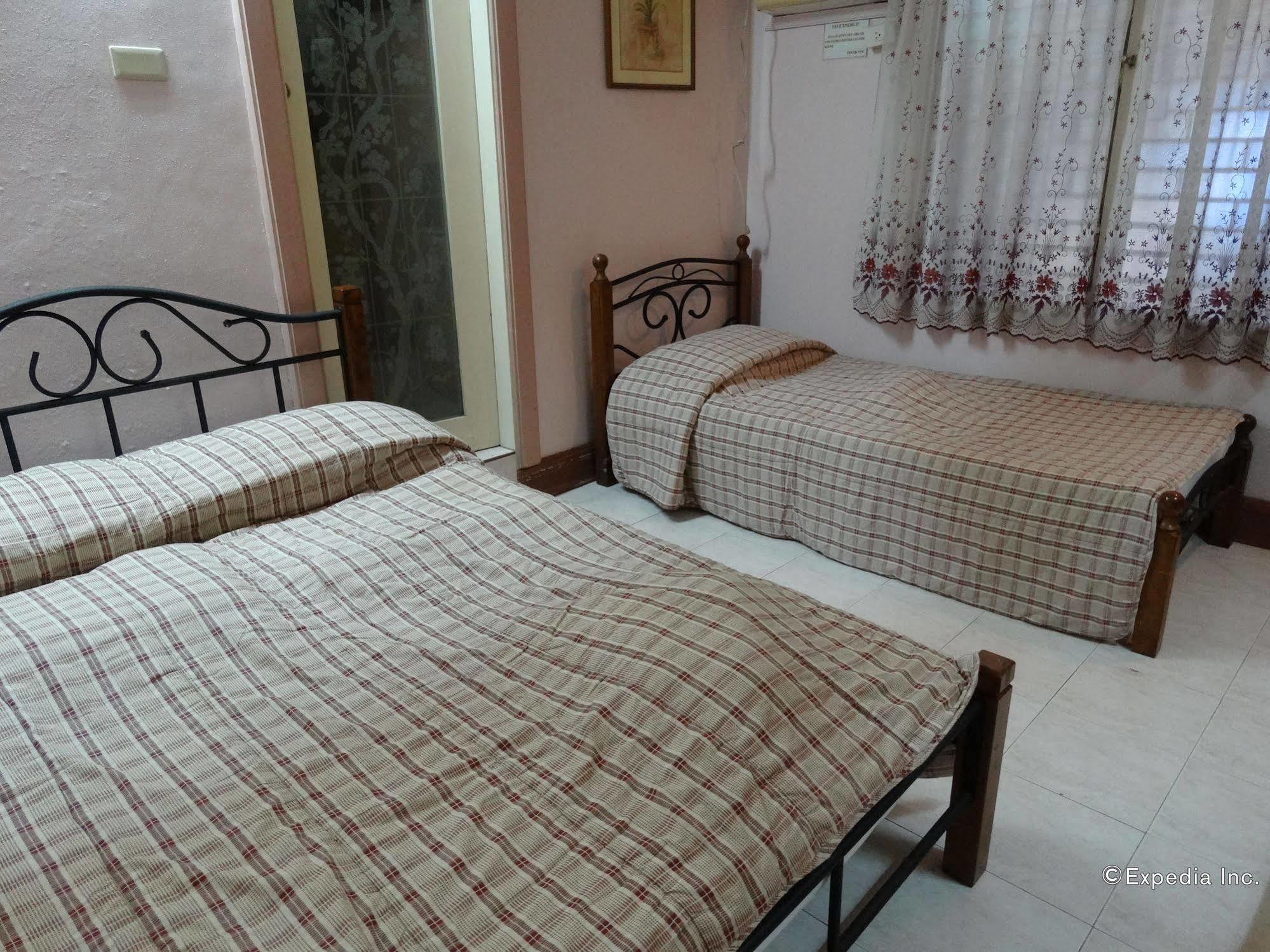 Casa Ruby Pension House Davao Екстер'єр фото
