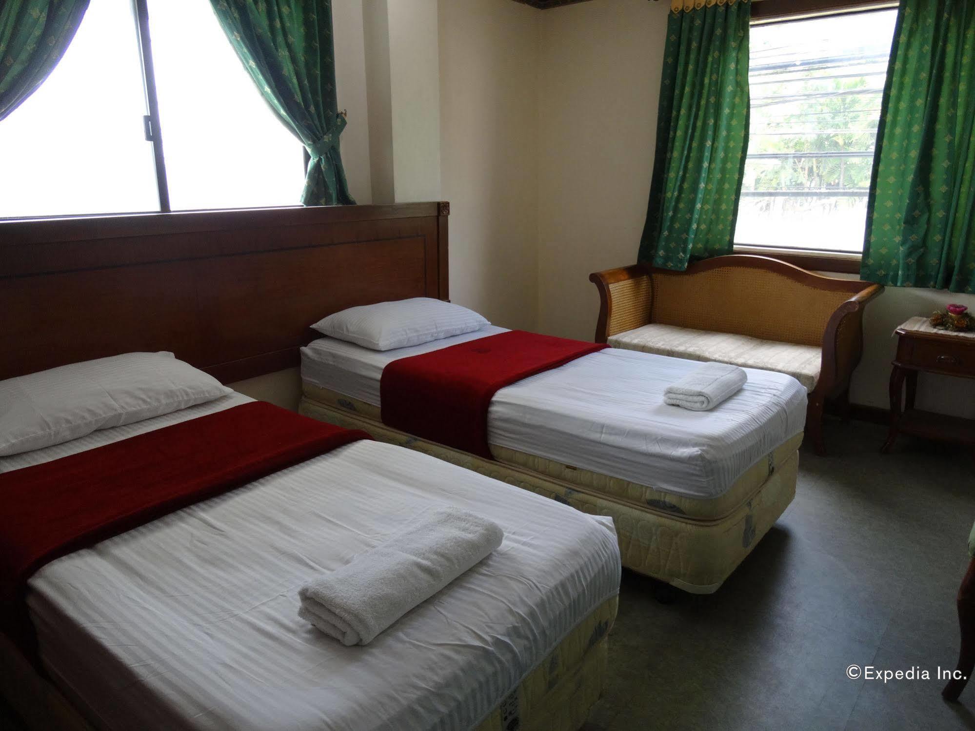 Casa Ruby Pension House Davao Екстер'єр фото